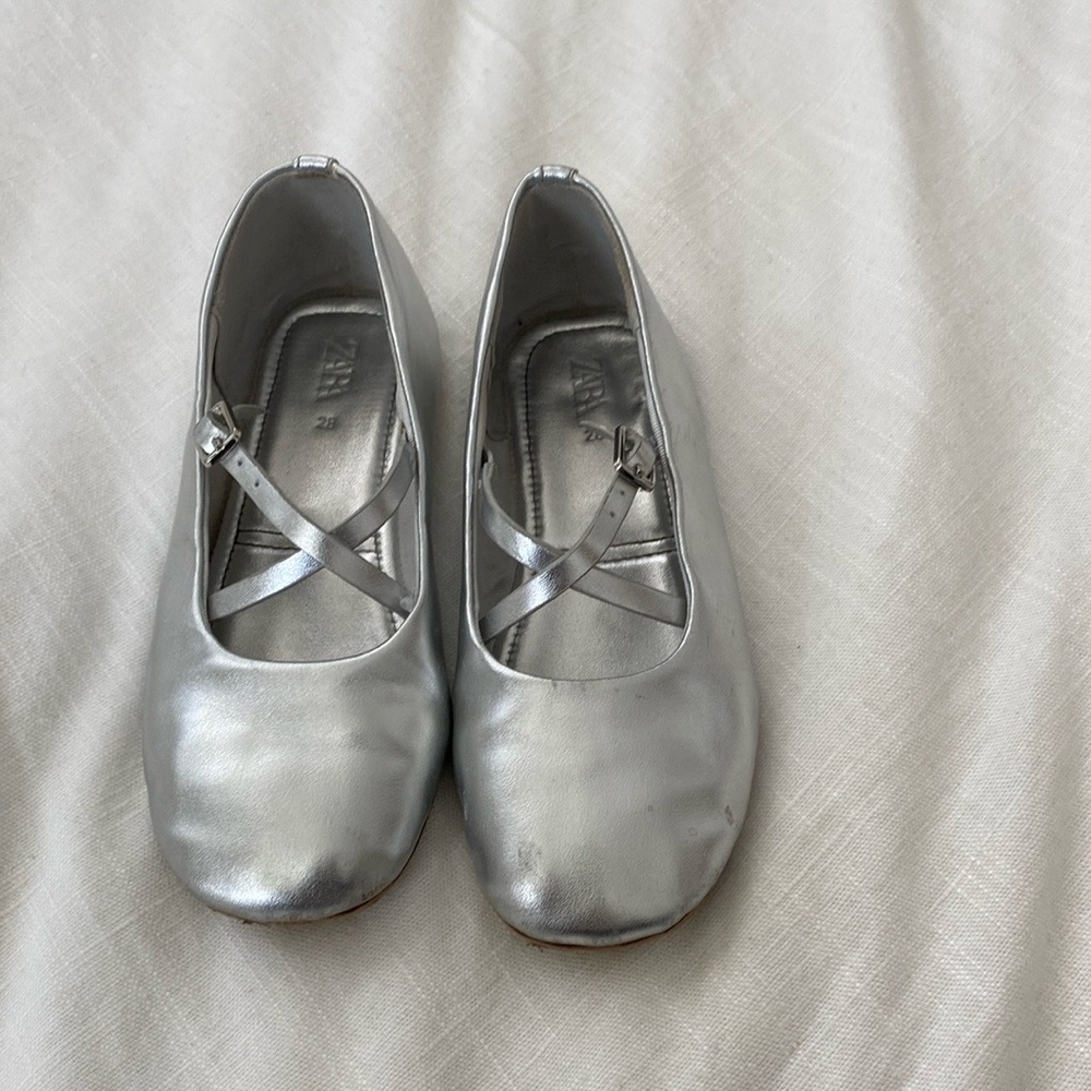 Zara Girls Silver Ballet Flats
